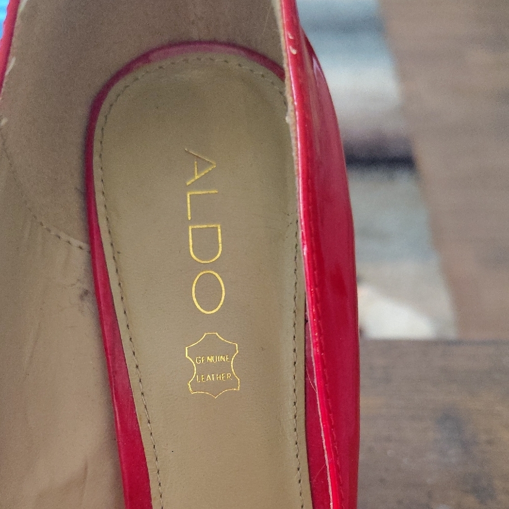 Red High Heel Pumps - Picture 2 of 5